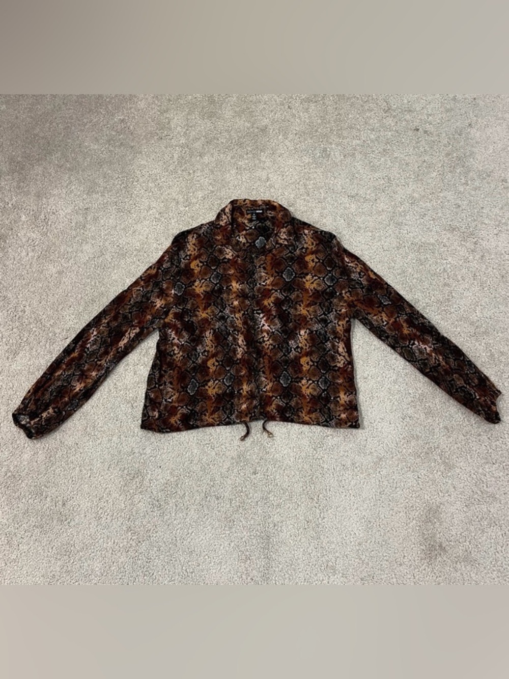 Fashion Nova Cropped Snakeskin Print Blouse
